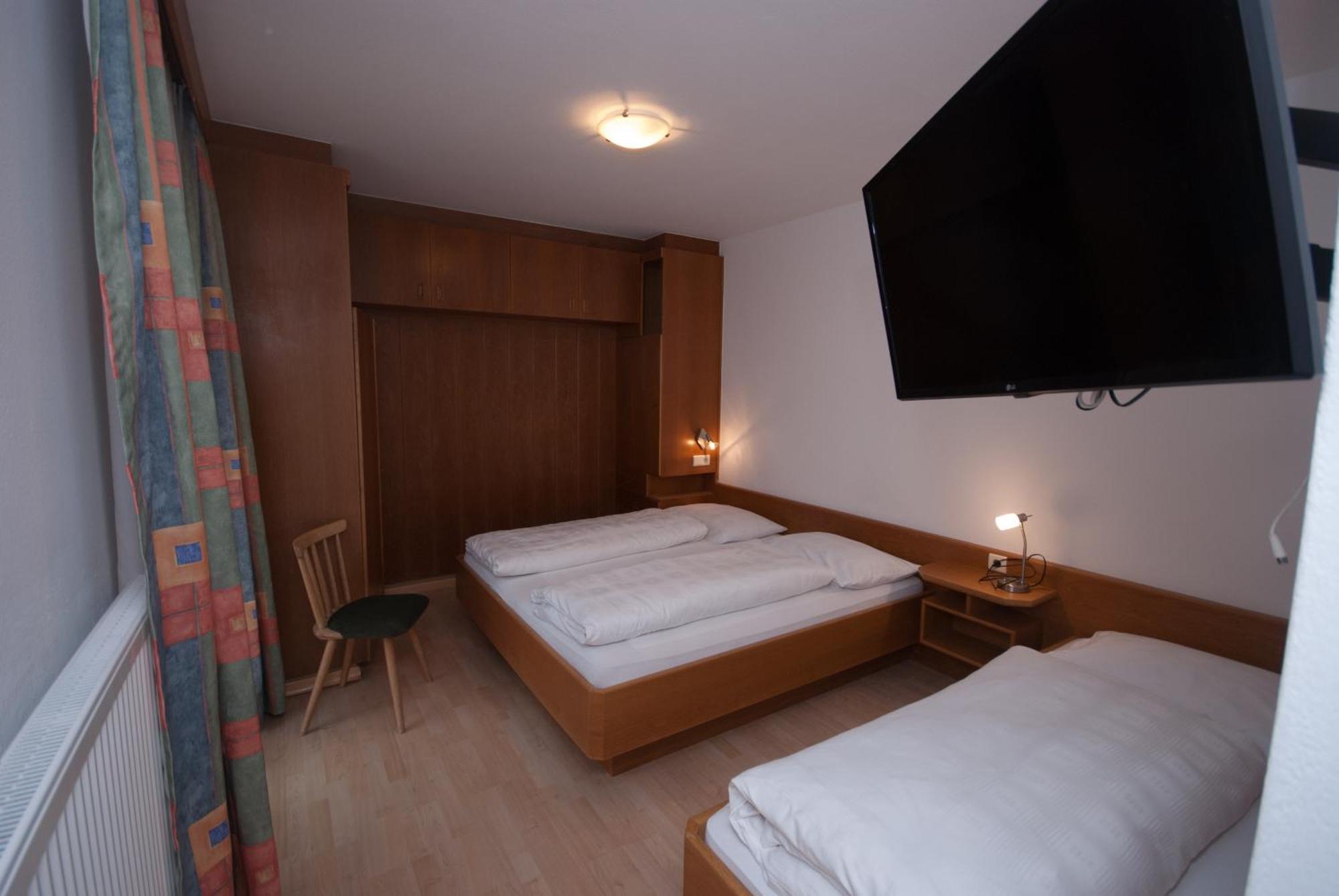 Garni Hofer Aparthotel Sexten Екстериор снимка