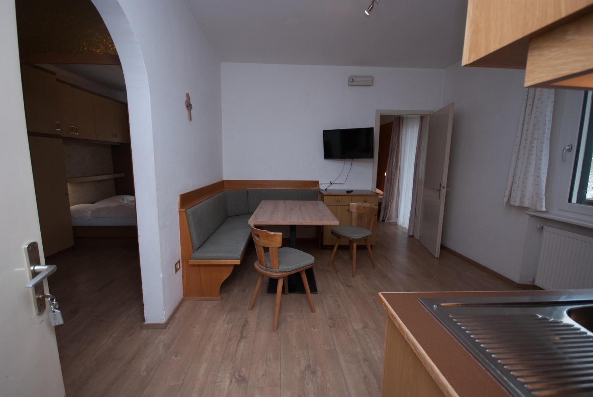 Garni Hofer Aparthotel Sexten Екстериор снимка
