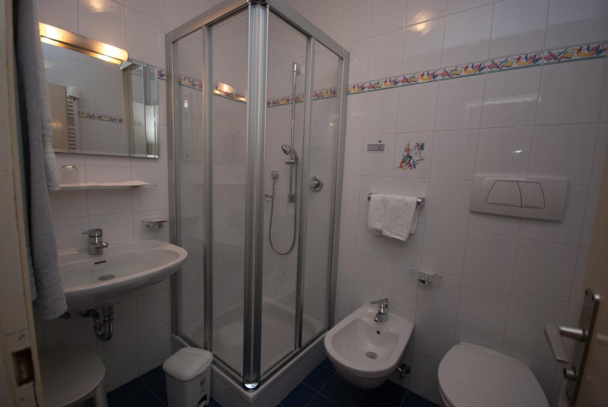 Garni Hofer Aparthotel Sexten Екстериор снимка